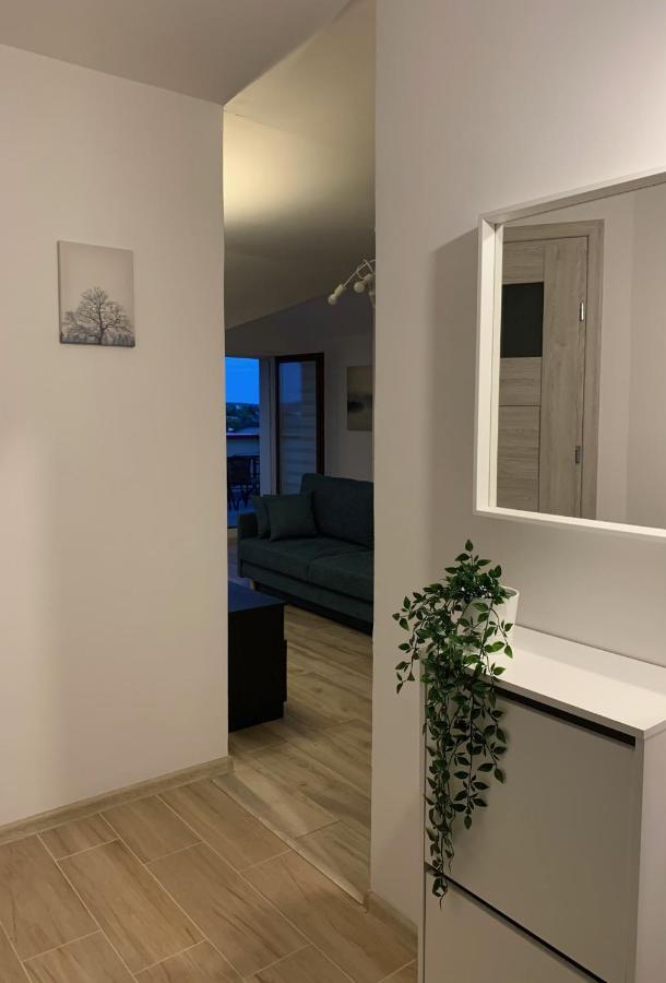 Apartament Pod Gwiazdami Lägenhet Ostrów Wielkopolski Exteriör bild